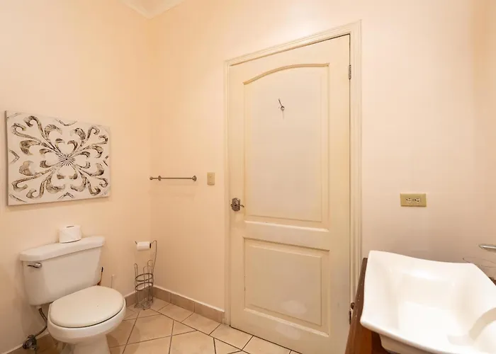 Sunrise 7 - 2 Bedroom, Ocean View *