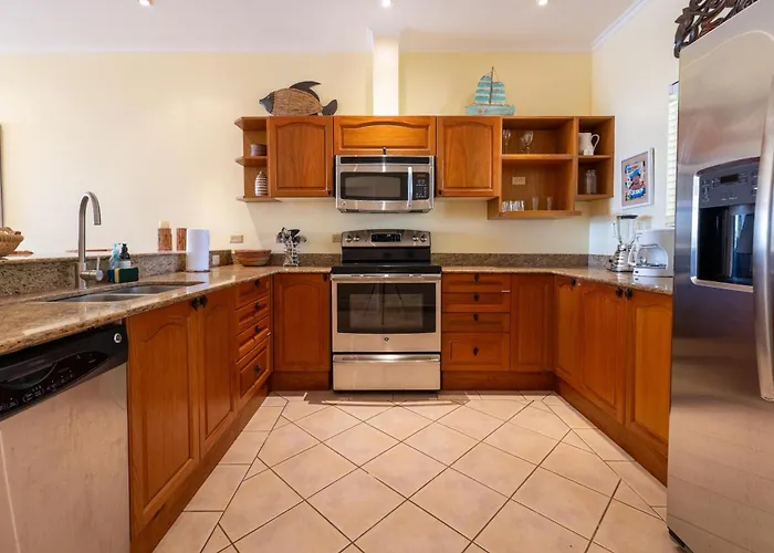 Sunrise 7 - 2 Bedroom, Ocean View